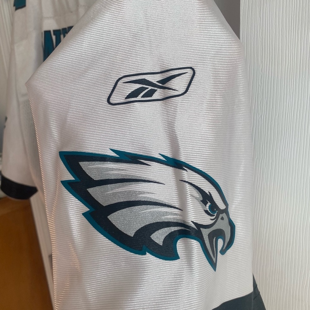 Vintage Eagles Terrell Owens Football Jersey - Picture 5 of 5